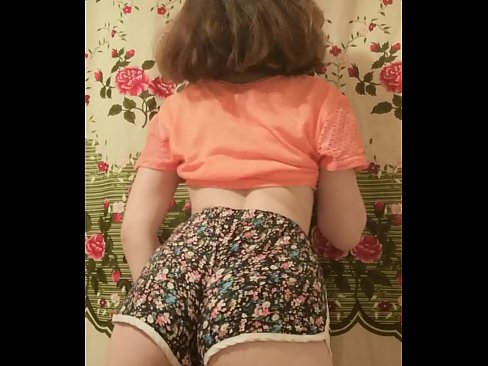 ❤️ Mozo sexy quitándose os calzóns ante a cámara ❤️ Vídeo de puta en nós ❌❤